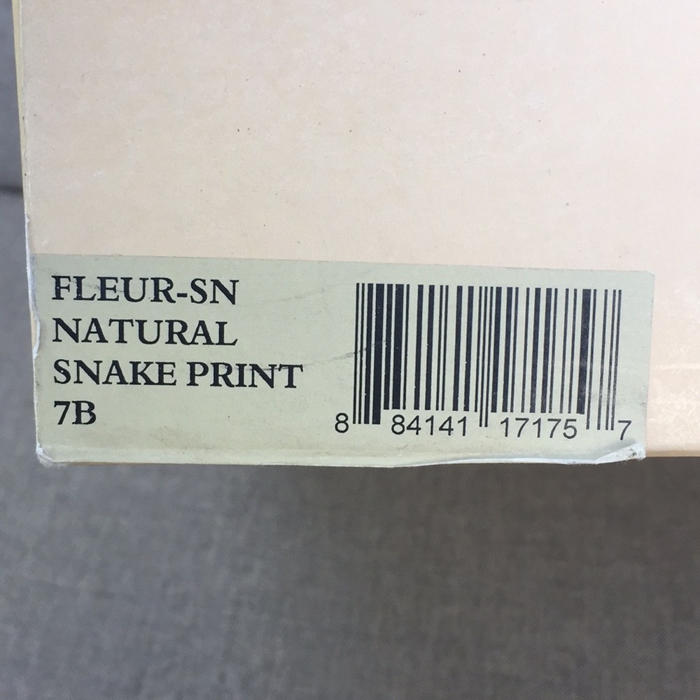 LOEFFLER RANDALL Closed Toe Python Platform Wedge - Picture 11 of 11